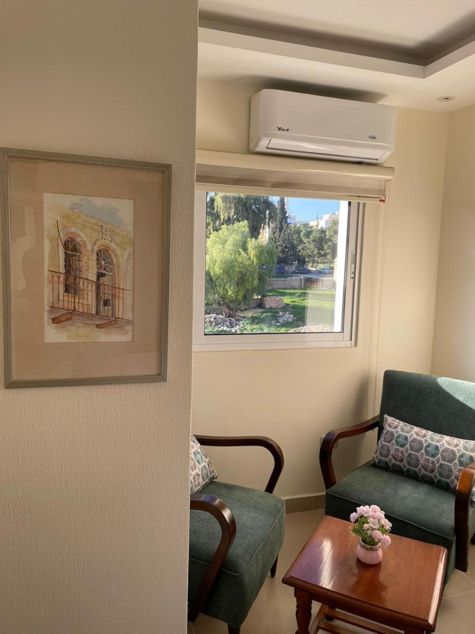 Classy Hostel Madaba Luaran gambar