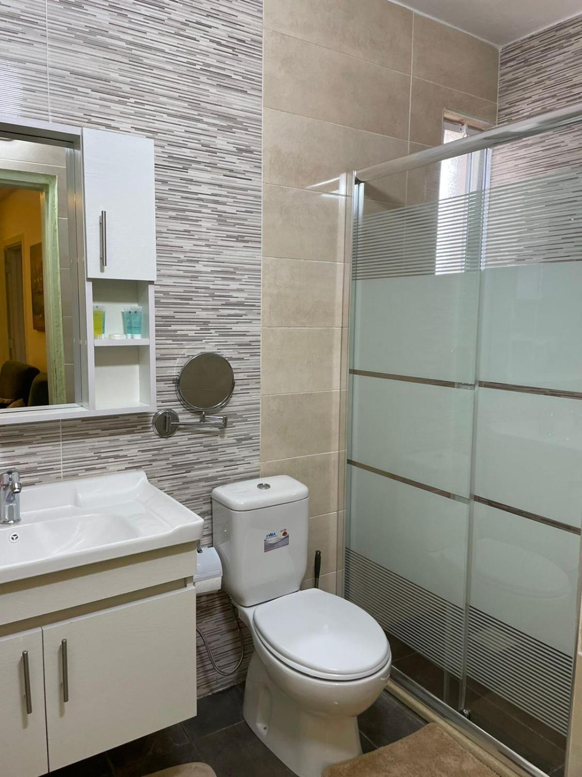 Classy Hostel Madaba Luaran gambar